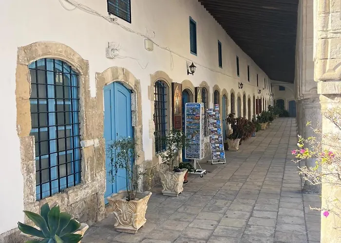 Апартаменты Anamor 408 Ларнака