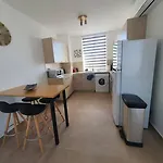 Anamor 408 לרנקה
