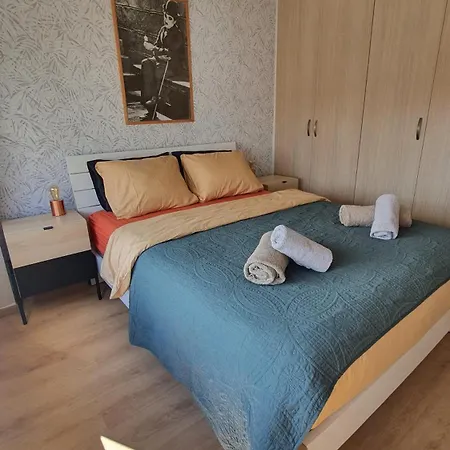 Anamor 408 Ларнака
