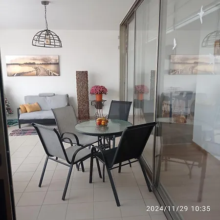 Anamor 408 Apartment