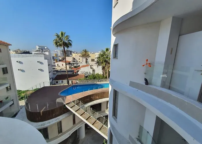 Anamor 408 דירה לרנקה