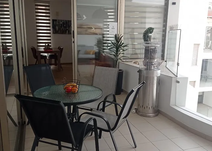 Anamor 408 * לרנקה