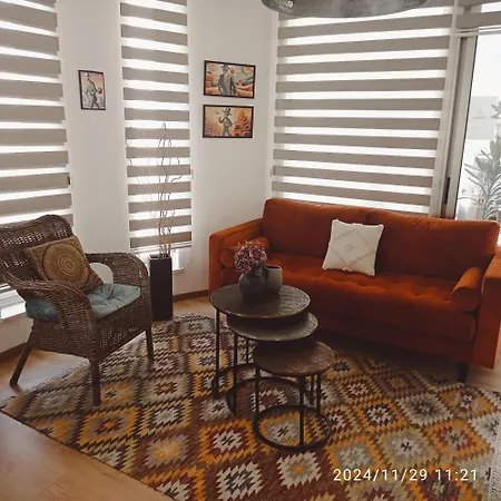 Anamor 408 Apartment